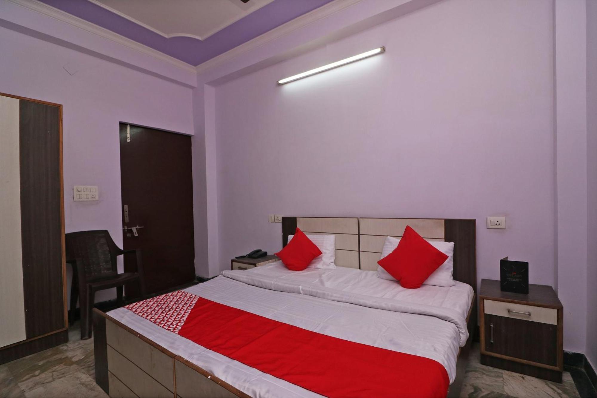 Oyo Hotel Ekta Residency Агра Экстерьер фото