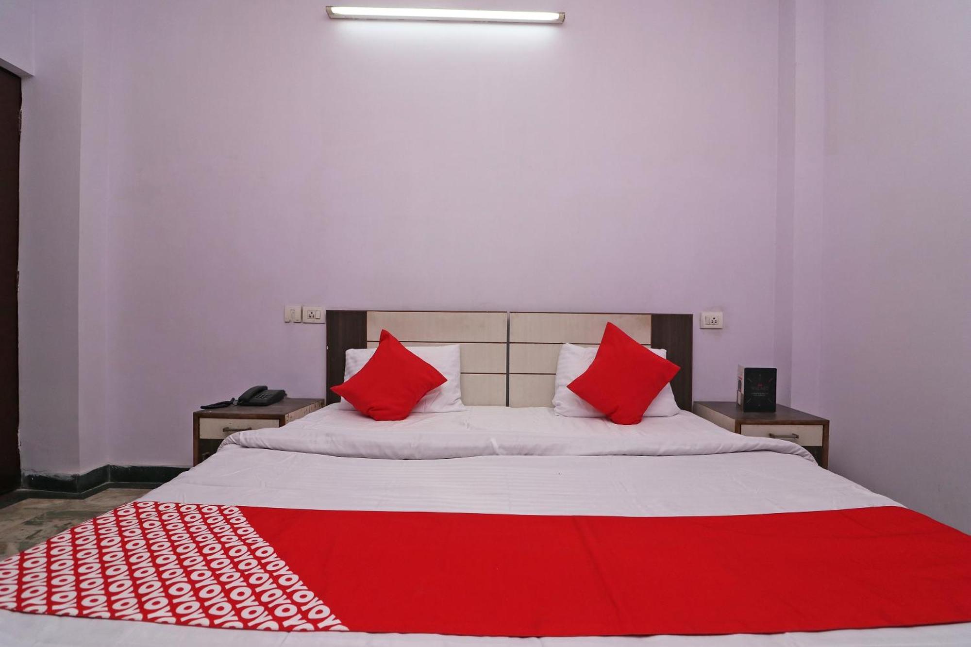 Oyo Hotel Ekta Residency Агра Экстерьер фото